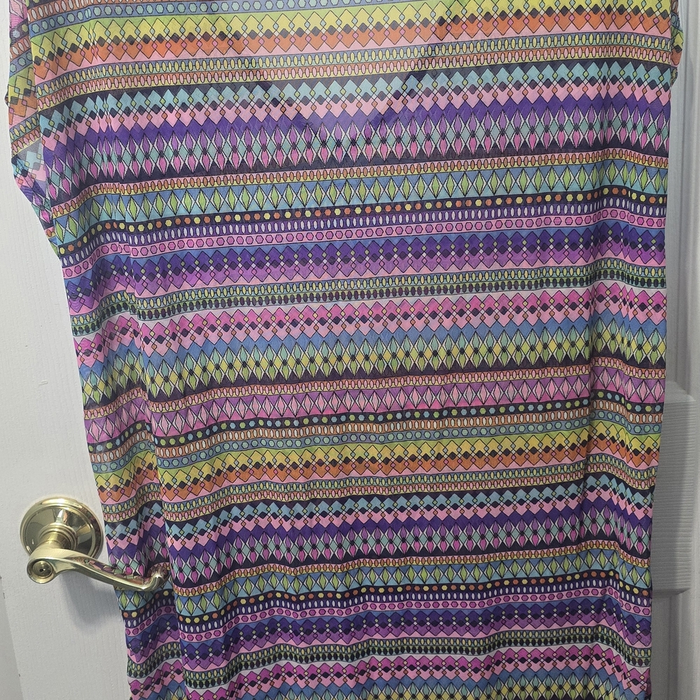 Anne Cole Relaxed Graphic Purple and Pink Swim Coverup - Picture 4 of 4